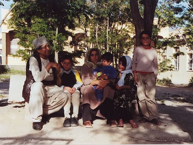 Frisch gewaschen und im Schoß der neuen Familie